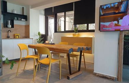 "Naias"seaside residence in the port of Piraeus-entire holiday home - Foto 27