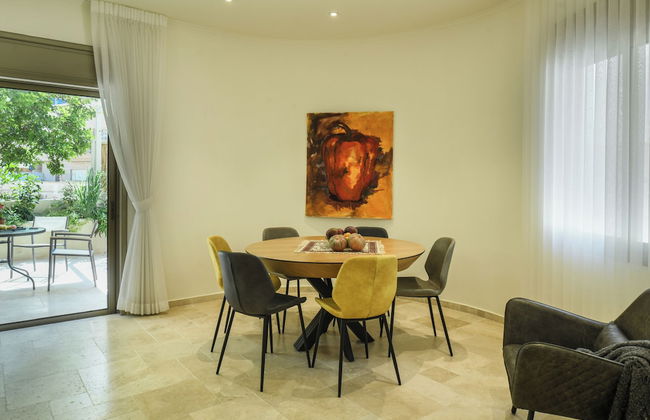 Coastline Family Triplex by Sea N' Rent - Photo 26