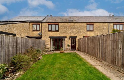 Cosy 2 Bed Terrace Peaceful Village location - Pass the Keys - Foto 6