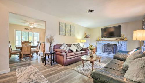 Hedge House Just 4 miles to Notre Dame! - Photo 4