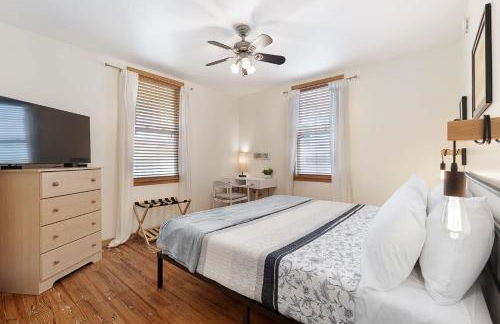 Downtown Gem- Dog Friendly Walk to Everything - Foto 3