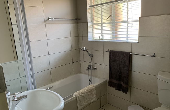 Comfortable Furnished Apartment Wi-fi Free Parking - Foto 6