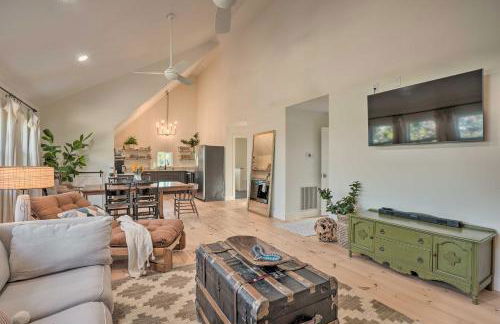 Peaceful Family Escape on Table Rock Lake! - Photo 1