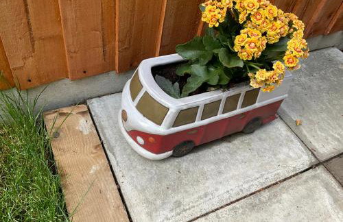 Studio - Sleeps 2 - Pet friendly - Parking - Photo 20