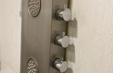 Le Roofound - Porte de Paris - Métro à 5min - Entrée personnelle - Foto 16