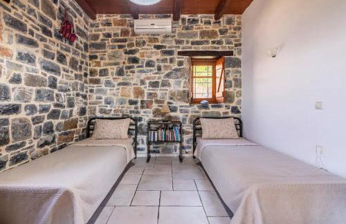 Traditional stone house by the sea... - Foto 29