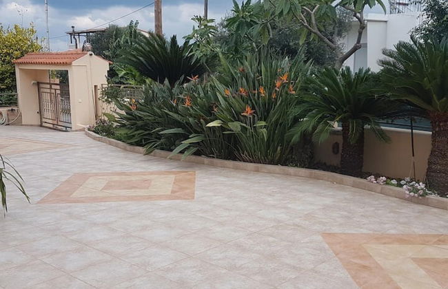 Sofie s Garden View Apartment - Foto 15