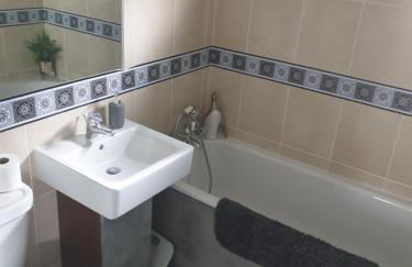 Unique 2 bed lodge - Photo 9