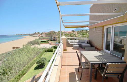 Ático frontal al mar con piscina privada by homeprive - Foto 16