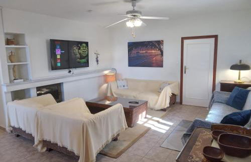 Seaside Home with Sea Views & Large Terrace - Foto 21