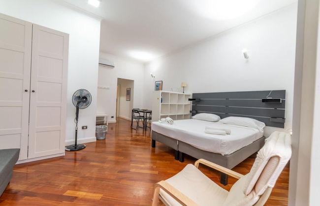 Via Atri 25 in Naples - Foto 1