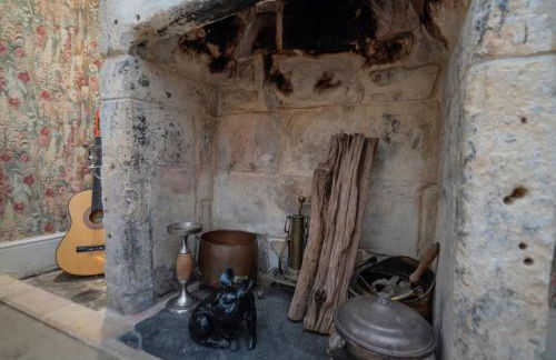 Heron Stays Bath- Historic Pub Retreat, Original Beams, Parking, Sleeps 9, 3 Miles to Bath Central - Photo 36