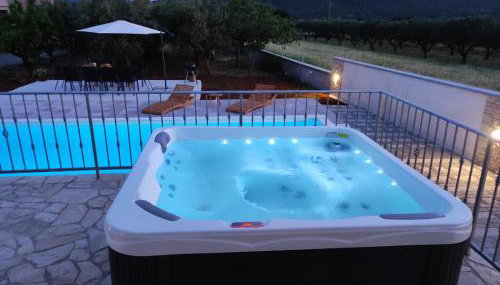 Villa SALT bazen,jacuzzy - Foto 1
