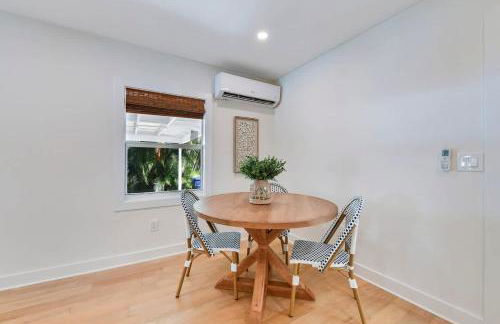 Updated Cottage on Pine Ave - Foto 15