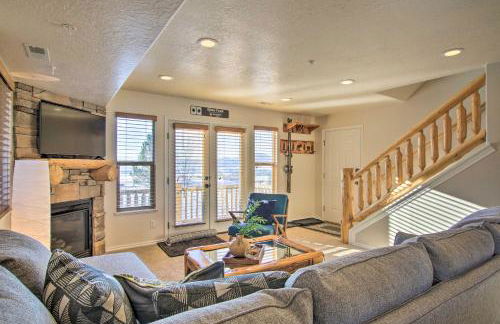 2-Condo Property with Mtn Views by Golf and Ski Resort - Foto 6