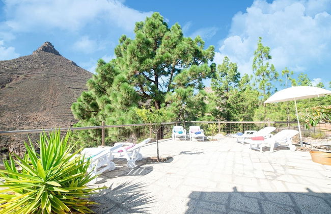 Appealing Holiday Home in La Escalona With Mountain Views - Photo 29