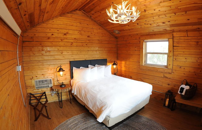 Royal Gorge Cabins - Photo 7