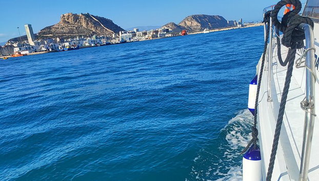 Charter Boat Alicante – Explore the Mediterranean Coast - Foto 4