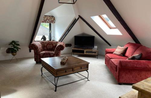 Stunning 4 Bed Pet Friendly Cottage with Hot Tub - Foto 18