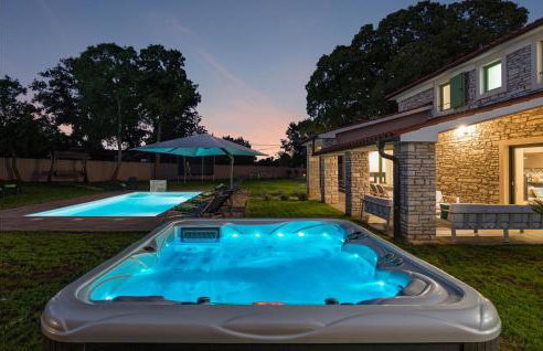 Amazing Home In Sajini - Foto 24