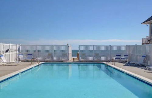 Topsail Treasure's - Oceanfront Luxury Spa Pool - Foto 43