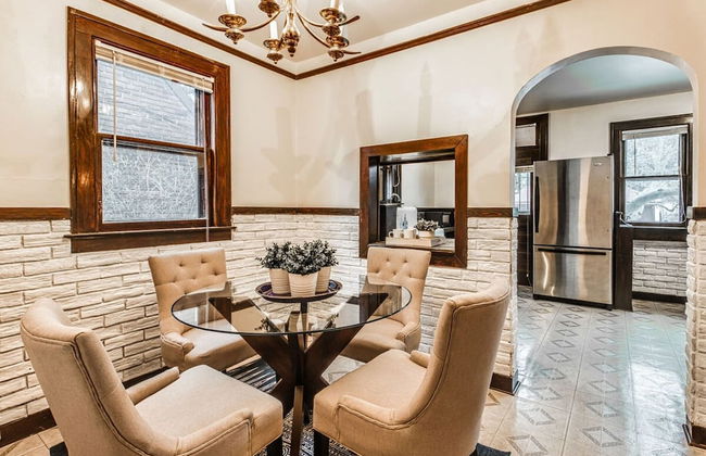 Glamorous Green Beauty in the Heart of University District 15min to Downtown - Foto 11