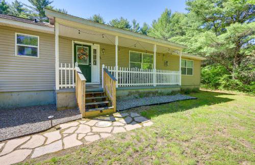 Cozy Lake Luzerne Home - 1 Mi to Wayside Beach! - Foto 13