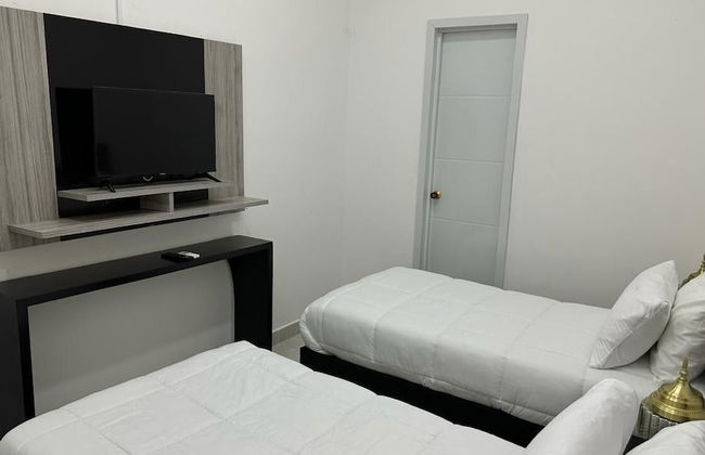 RIO HOTEL - Photo 14