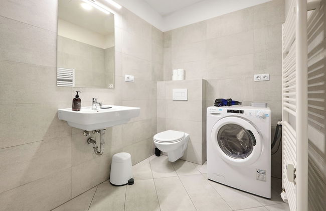 Honest SMICHOV - Foto 59