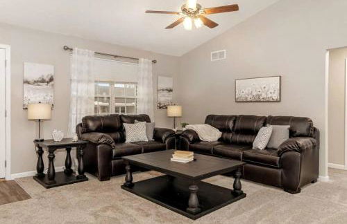 Beautiful NEW Home among the Nook in Hamilton, OH - Foto 2