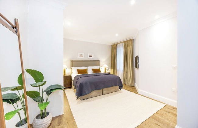 Buckingham & Lloyds Knightsbridge - Photo 45