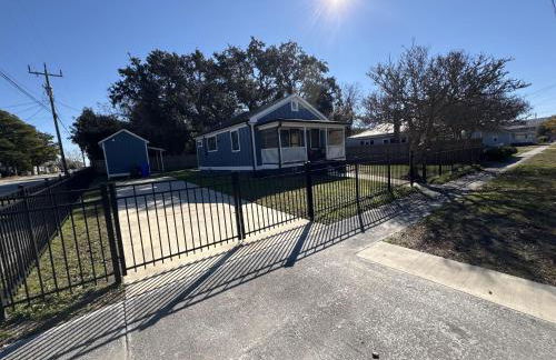 Coastal home with private separate guest house, gas grill and close to local beach - Foto 24