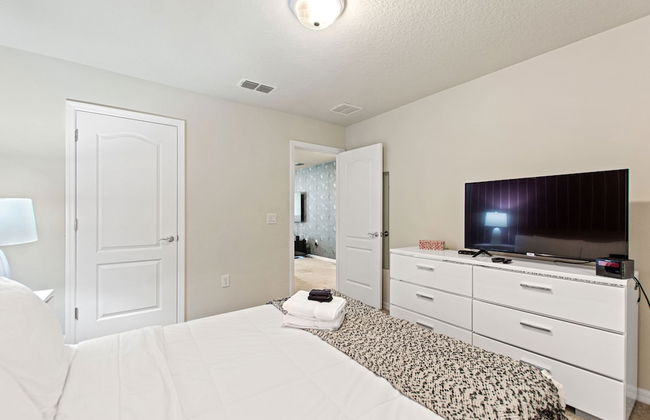 Pink Oasis @ Windsor Westside By Shine Villas #114 6 Bedroom Villa - Foto 5