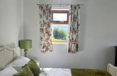 Staycation 3-bedroom home with panoramic views free off road parking - Foto 45