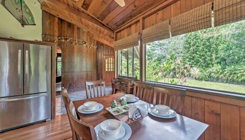 Tropical Cabana with Deck, Hot Tub and Lush Scenery! - Foto 5