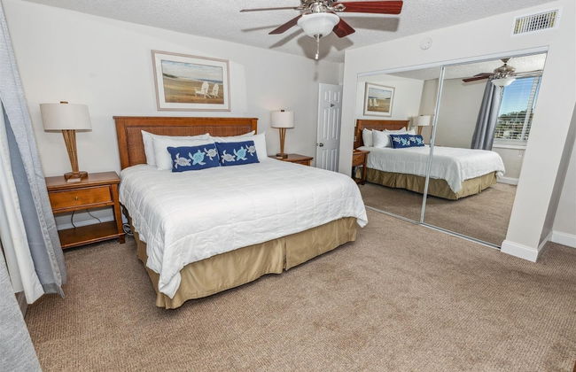 Cute 2 bedroom overlooking Harbor and Tennis Courts Condo by RedAwning - Foto 8