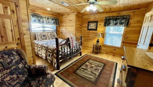 2 bed Cabin HOT TUB close to Helen #16 - Foto 4