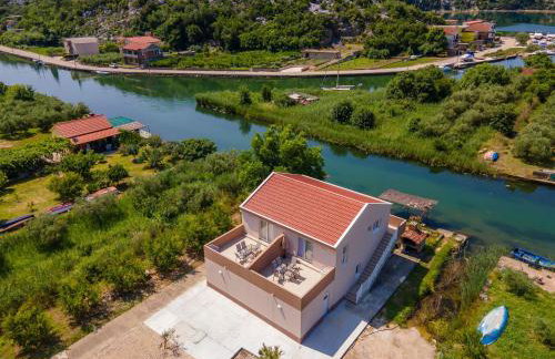 Apartmani Mostina near river - Photo 1