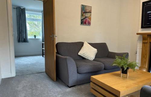 Spacious 3 bedroom House in Sheffield - Photo 6