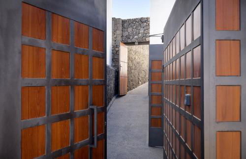 Luxury and Harmony House - Photo 39