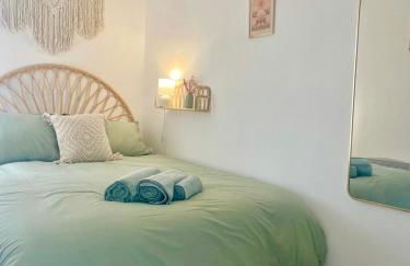 Boho Breeze - 1 bed apartment near the sea - Photo 13