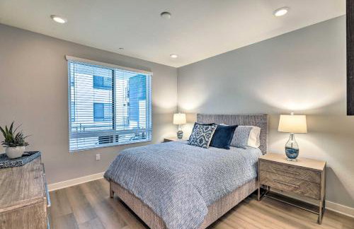 Modern Irvine Condo with Pool - 7 Mi to Beach! - Photo 12