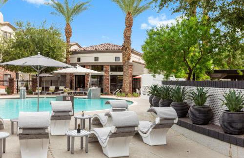 CozySuites Glendale by the stadium with pool 05 - Foto 28