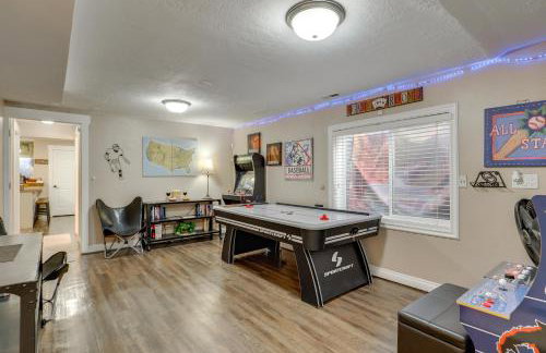 Game Room and Hot Tub Salt Lake City Area Apt - Photo 20