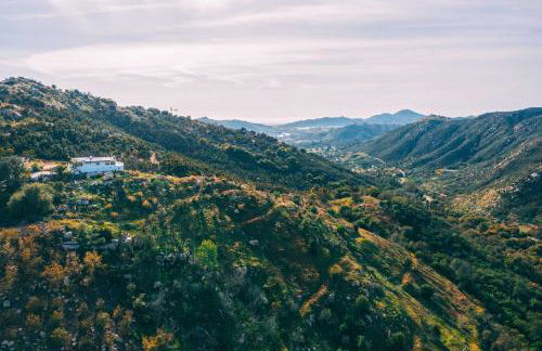 Escondido Hilltop Home with Deck and Views! - Foto 39