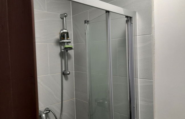 Captivating 4-bed Apartment - Foto 9