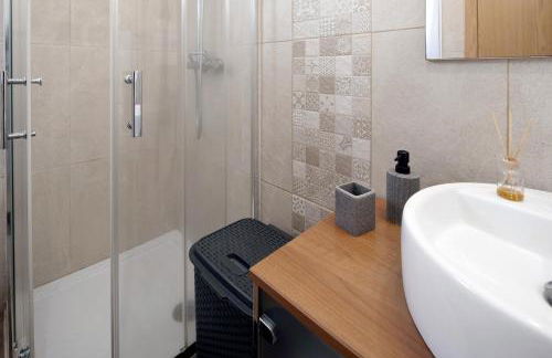 Nuria House - Photo 22