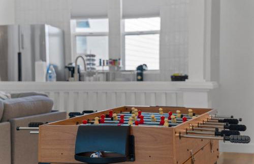 Stylish Phoenix Townhome - Foosball Table, Laundry, Parking! - Foto 11