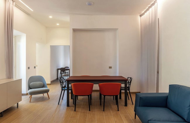 JOIVY Exclusive 2-Bedroom Villa with Private Garden - 5 minutes from the Colosseum - Photo 78