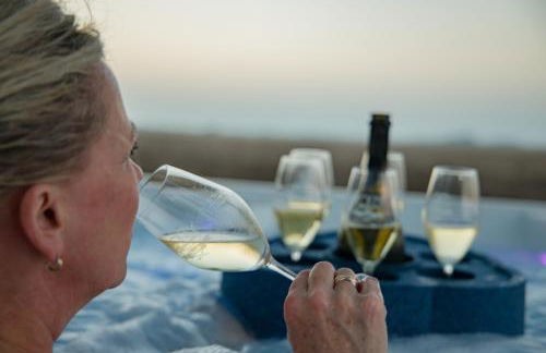 Liebevoll hinterm Deich - Ferienwohnungen - Foto 26